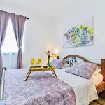 בית נופש Mirjana By Interhome *